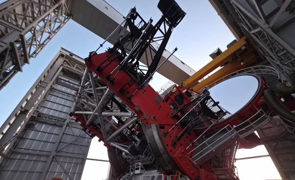 세계 최대의 쌍안구조 망원경 LBT 정렬을 위한 초정밀 절대 거리 측정