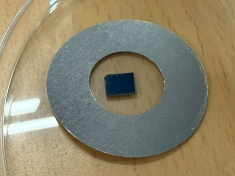 원, 실내, 둥근이(가) 표시된 사진AI 생성 콘텐츠는 정확하지 않을 수 있습니다.